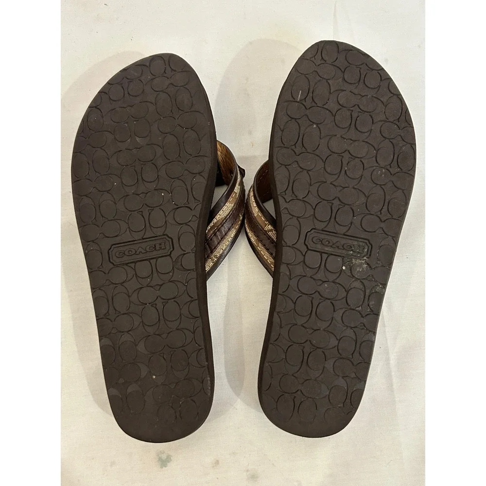 COACH Jasmine Logo Flip Flop Thong Logo Sandals SZ 7B Brown Cushioned Insole
